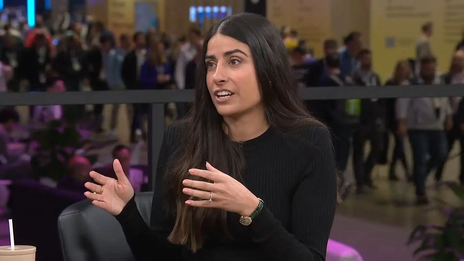 Xbox: CEO Asha Sharma assume tarefa inusitada para ouvir jogadores